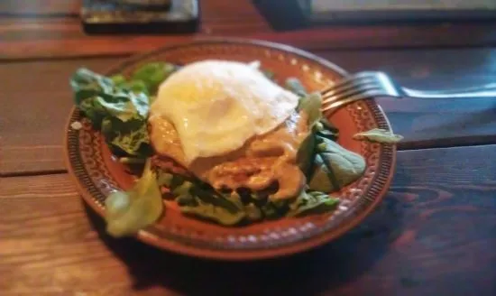 Chipotle Süßkartoffel- und schwarze Bohnen-Quinoa-Puffer
