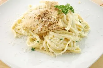 Pasta Alfredo mit Tilapia