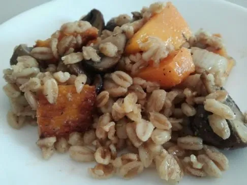 Gerösteter Butternut-Kürbis, Pilze & Farro