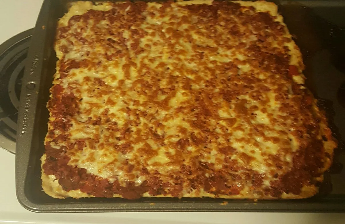 Hühnchen-Krusten-Pizza