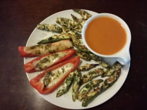 Gefüllte Serrano-Paprika