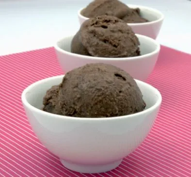 Ben und Jerry's Leichte Schokolade