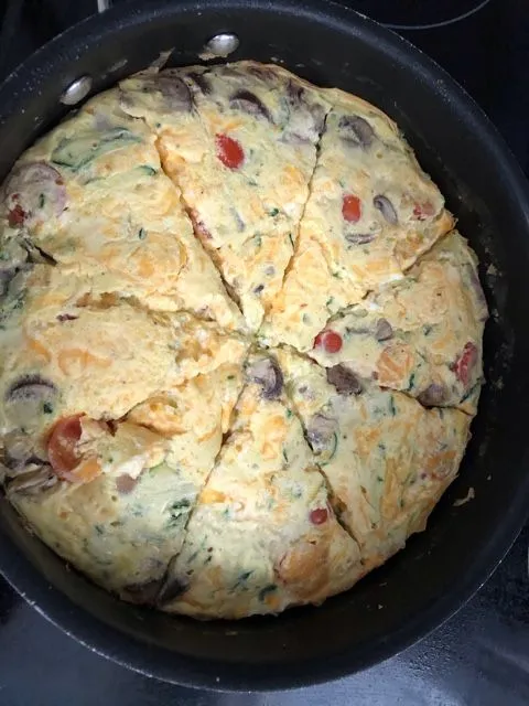 Frittata mit Schinken und Gemüse