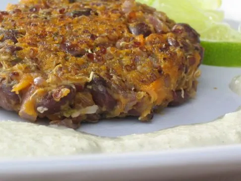 Schwarze Bohnen & Kürbis Burger