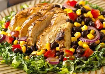 Südwestlicher gegrillter Hähnchensalat