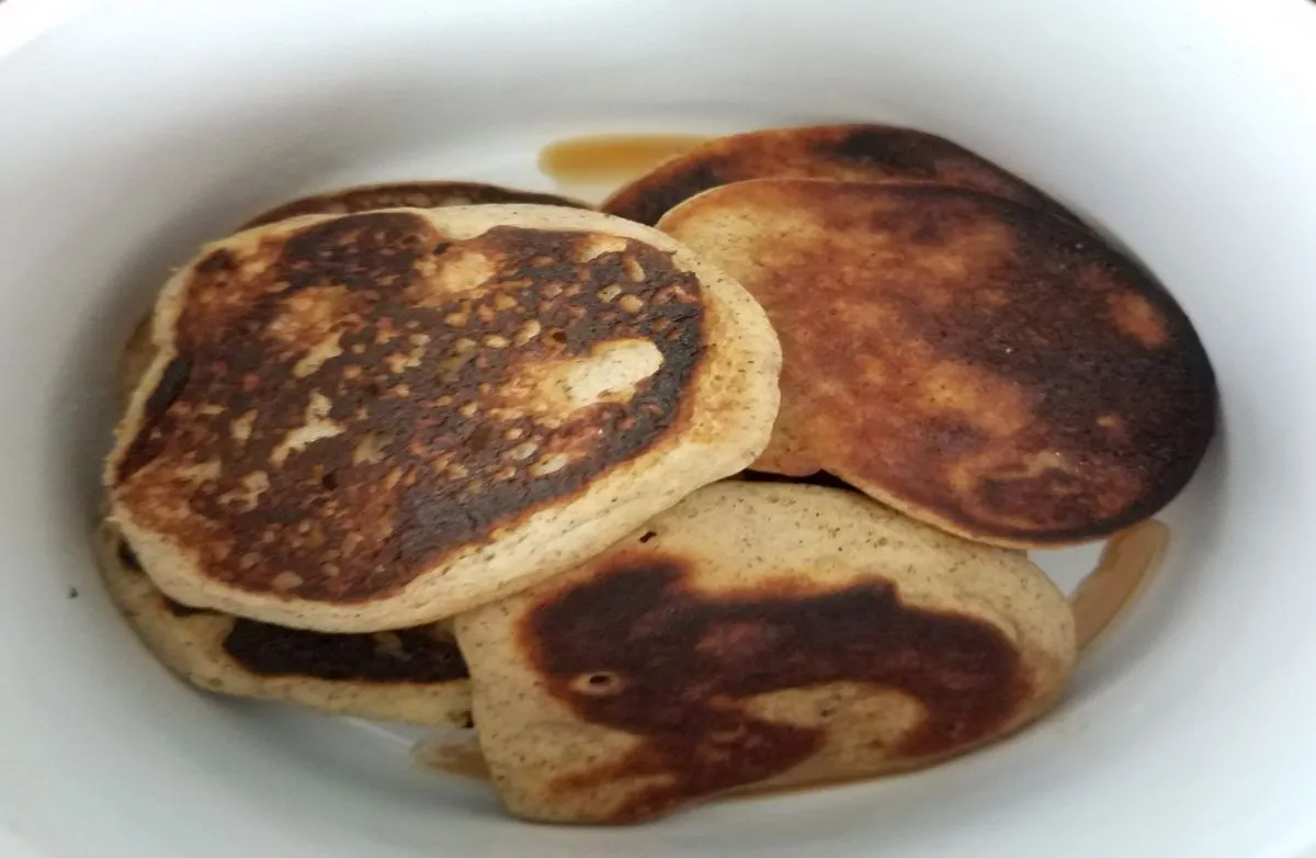 Bananen-Buchweizen-Pfannkuchen