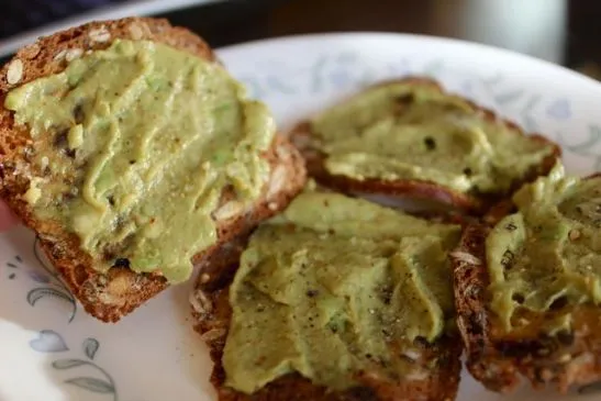 Scharfer Avocado-Dip