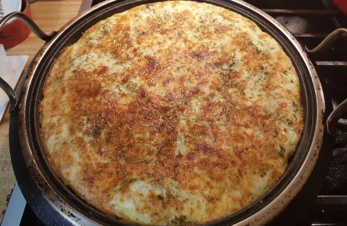 Rote Paprika-Zucchini mit Mozzarella-Frittata