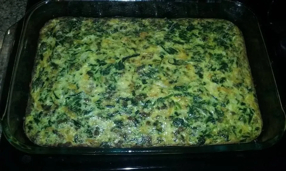 Frühstücksauflauf - Putenwurst & Spinat