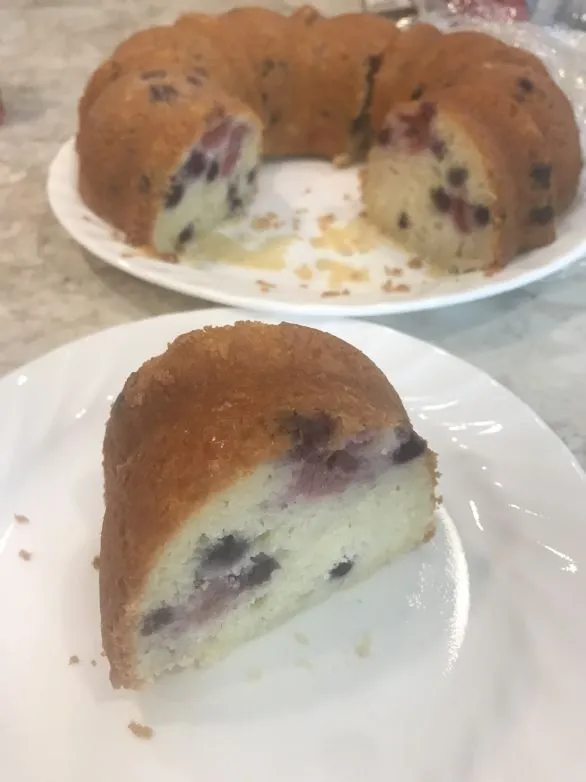 Sommer-Zitronen-Blaubeer-Himbeerkuchen von Tamera