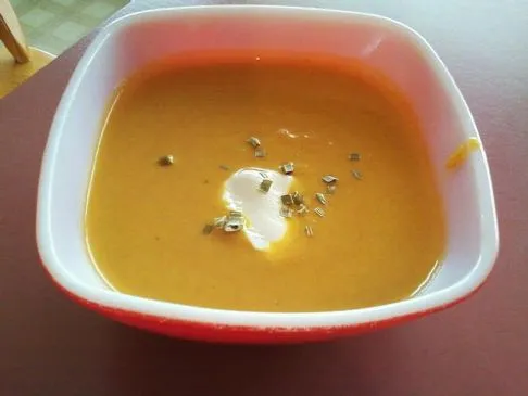 Apfel-Kürbis-Curry-Suppe