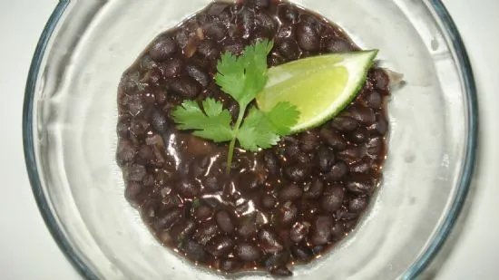 Gewürzte schwarze Bohnen