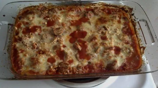 Hühnchen-Wurst-Pasta-Auflauf