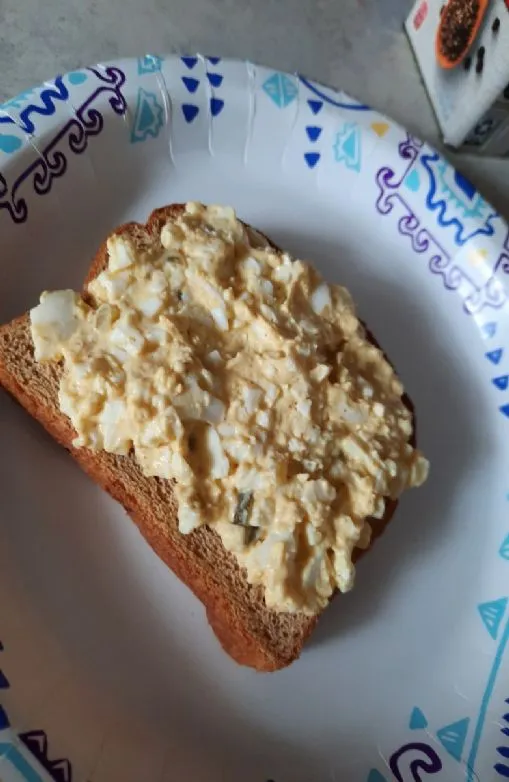 Dill-Eiersalat für eine Person