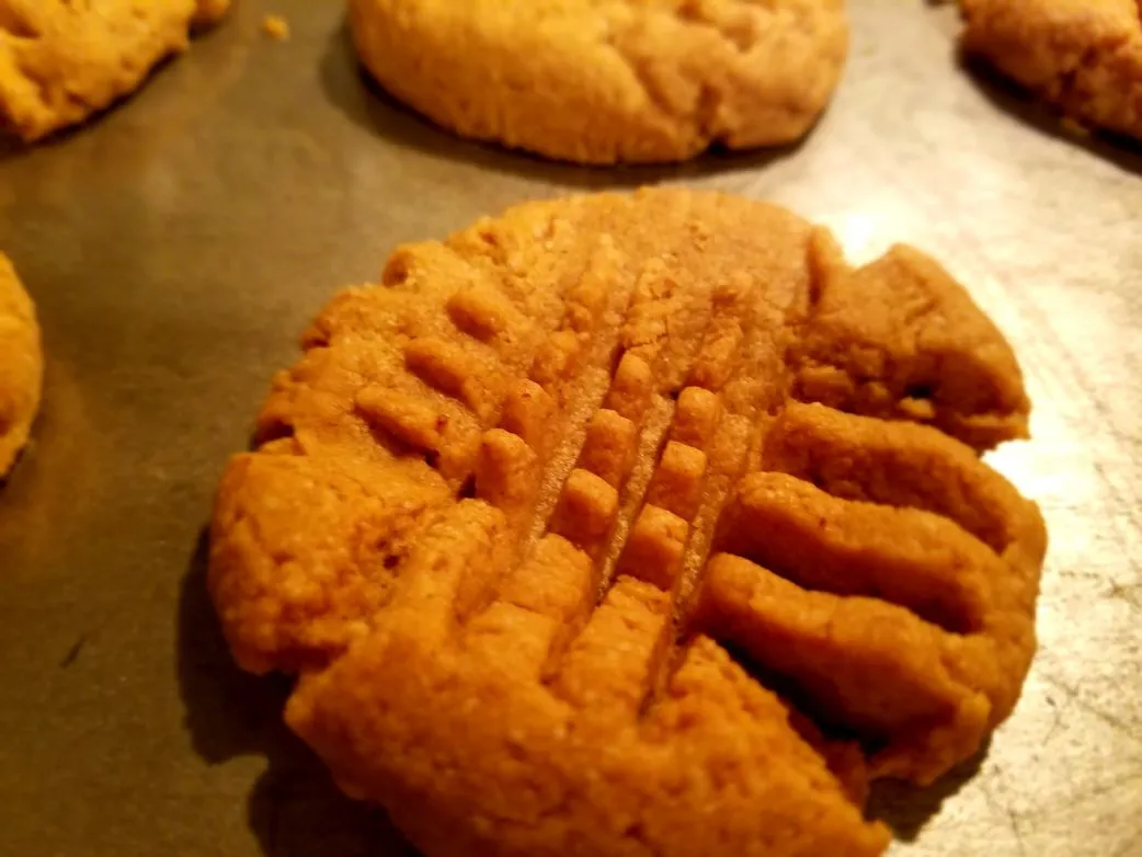 Leichte Erdnussbutterkekse