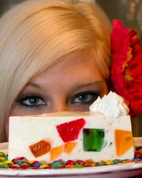 Käsekuchen ohne Backen - Broken Glass Torte