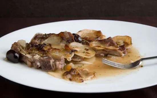 Provenzalisch geschmorte Lamm-Schulterkoteletts