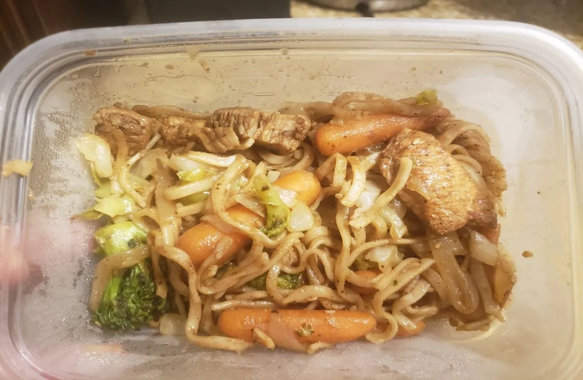 Joses Teriyaki-Hähnchen Chow Mein