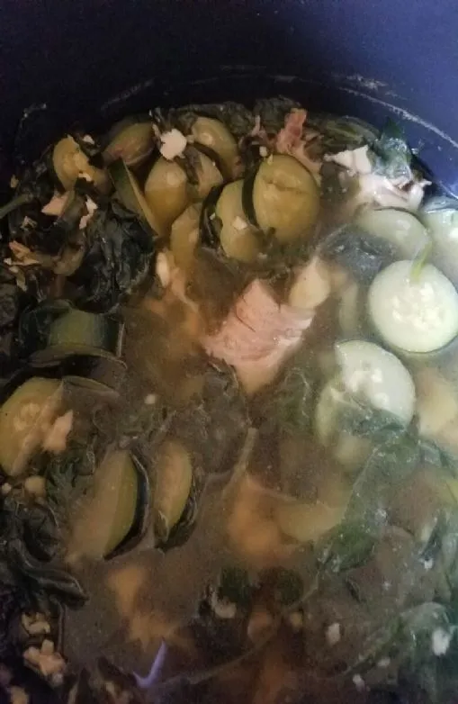 Fisch-Spinat-Zucchini-Suppe