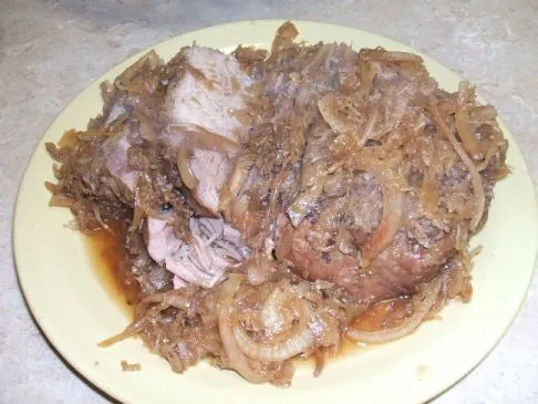 Schweinebraten mit Sauerkraut