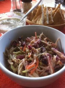 Brokkoli-Cranberry-Slaw