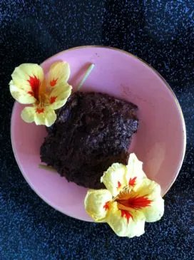 Rohe Vega-Kokos-Brownies
