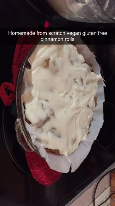 Vegane glutenfreie Zimtschnecken