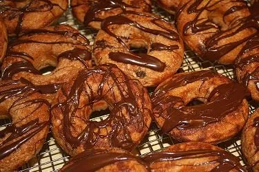 Protein-Schokoladen-Donuts ohne Zucker