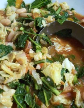 Weiße Bohnen- und Knoblauch-Eintopf