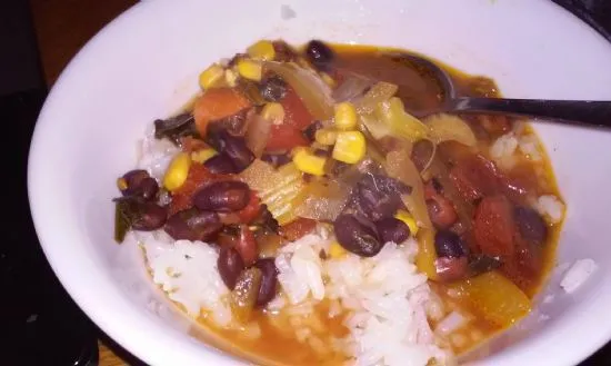 Beckys extra scharfe 2-Bohnen-Gemüse-Crockpot-Suppe