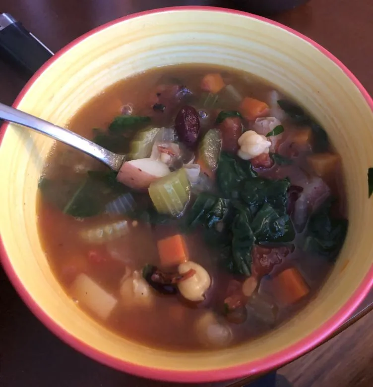 Gemüsesuppe (Rachael Ray)