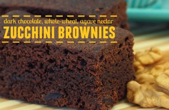 Dunkle Schokoladen-Zucchini-Brownies mit Vollkorn und Agavendicksaft