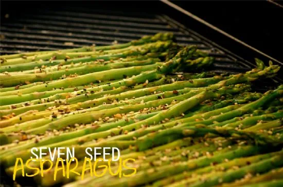 Spargel mit sieben Samen
