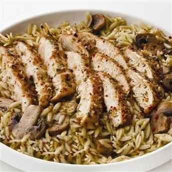 Hähnchen Scaloppine mit Knoblauch und Weißwein