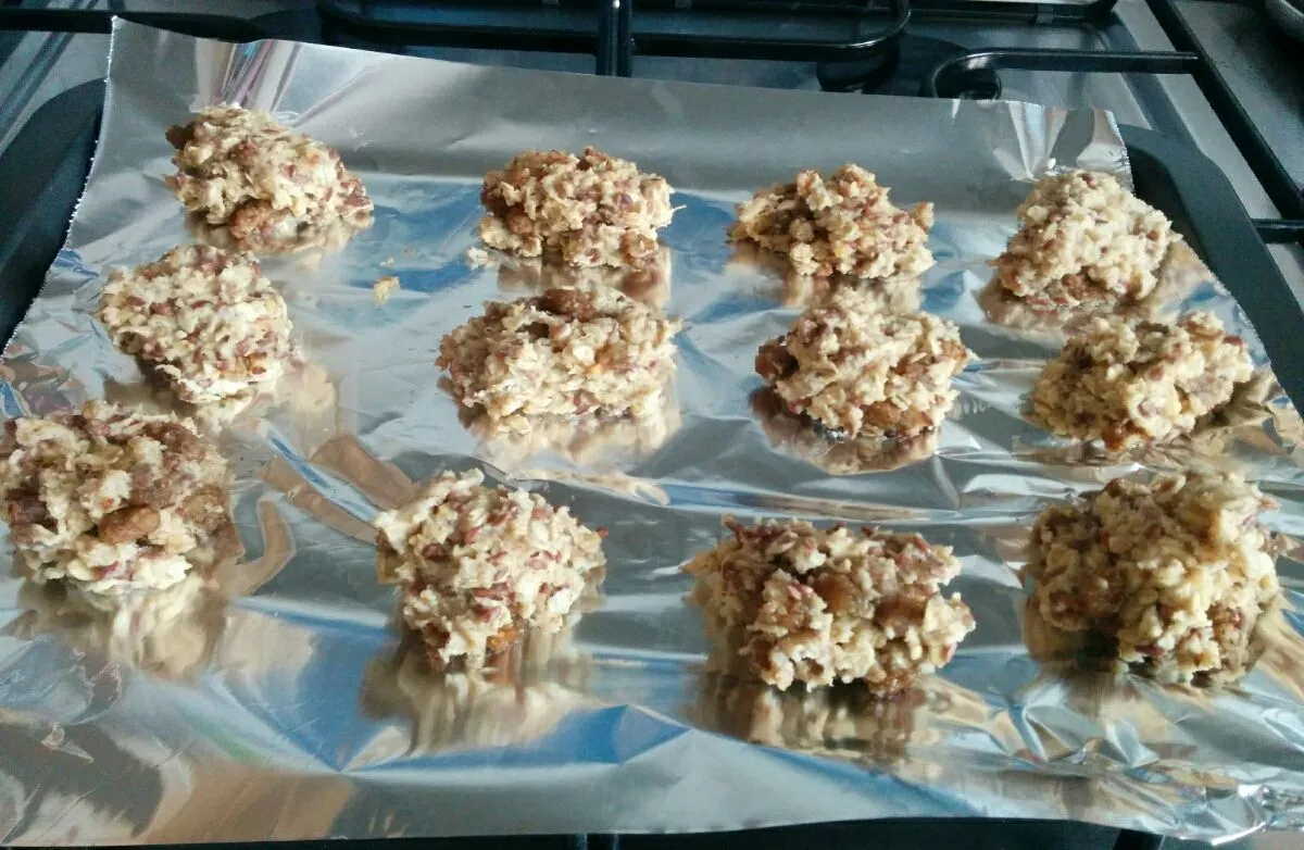 Maulbeer- und Leinsamen-Energiebällchen