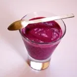 Heidelbeer-, Honig- und Seidentofu-Creme