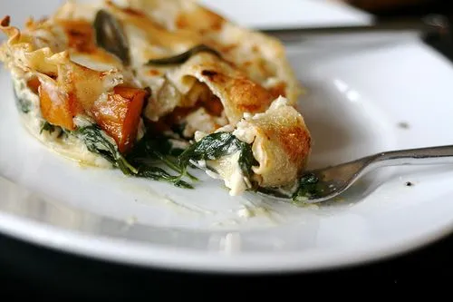 Spinat- und Butternut-Kürbis-Lasagne