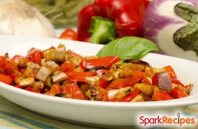 Einfaches mediterranes Gemüsegericht