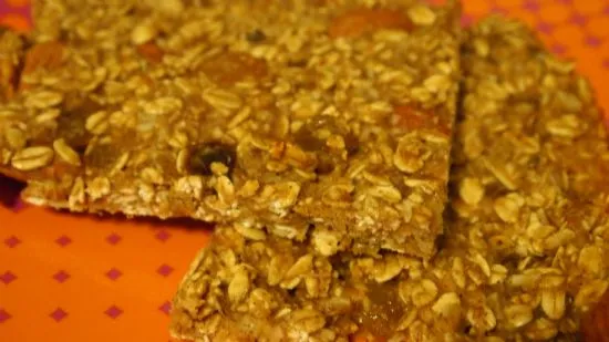 SarahFit.com Post-Workout-Granola-Riegel