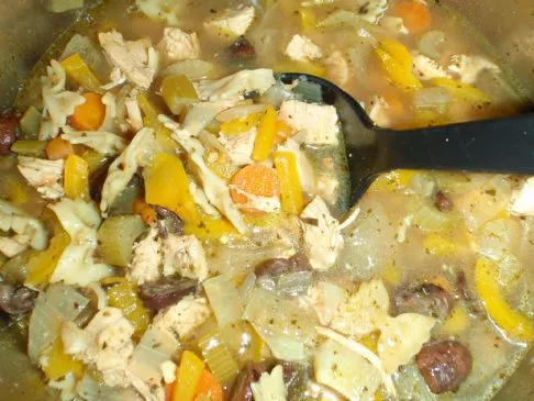 Schmetterlings-Hühnchensuppe