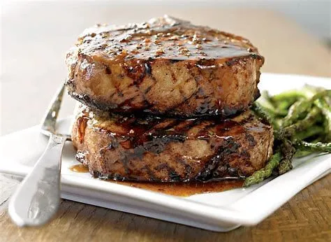 Balsamico-Glasierte Schweinekoteletts