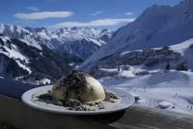Germknödel mit Vanillesauce