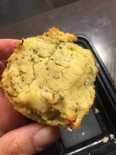 Keto-Brokkoli-Muffins