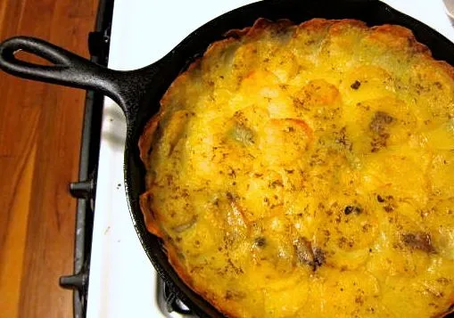 Gourmet-Toskanischer Parmesan-Kartoffelkuchen