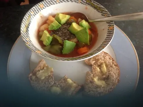 Gemüsesuppe ohne Brühe