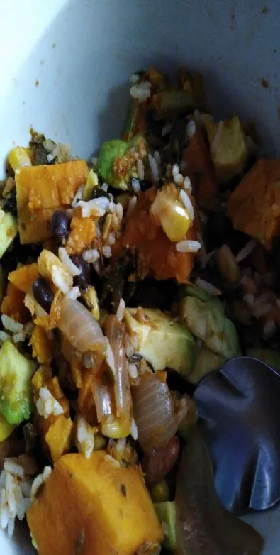 Vegetarisches Süßkartoffel-Bohnen-Chili