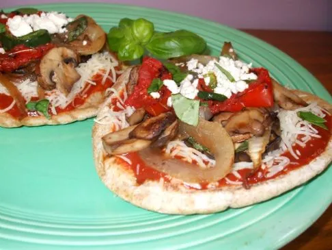 Gegrillte Gemüse-Pita-Pizzas