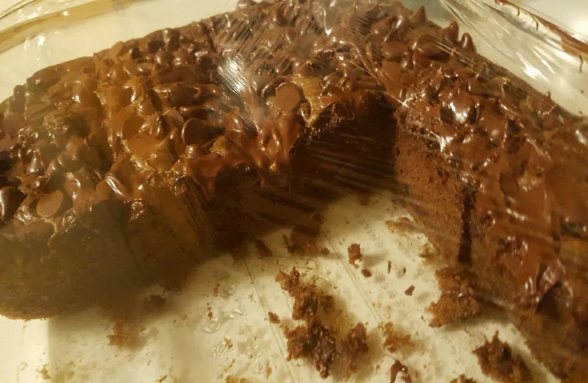 Schokoladen-Zucchini-Kuchen mit Avocado