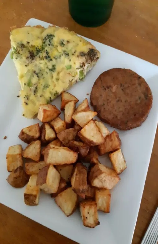 Brokkoli-Zwiebel-Frittata