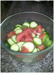 Wassermelonen-Gurken-Salat